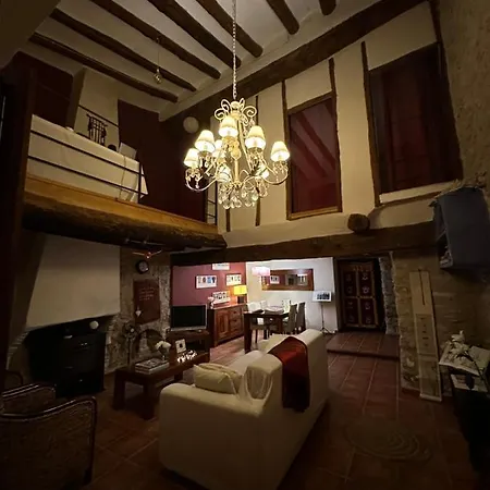La Casa De Orquideas * Chiva de Morella